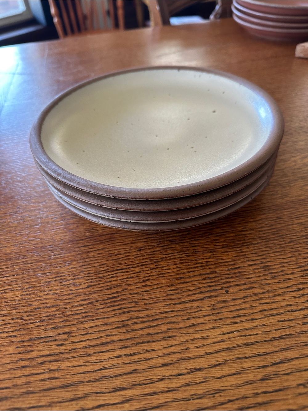East Fork panna cotta Stoneware side Plates with Brown Rim - Set of 4 - Picture 3 of 3